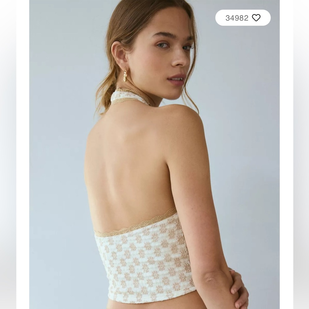 Kimchi Blue Farrah Plunge V-Neck Halter Top By Urban Outfitters - Picture 5 of 8
